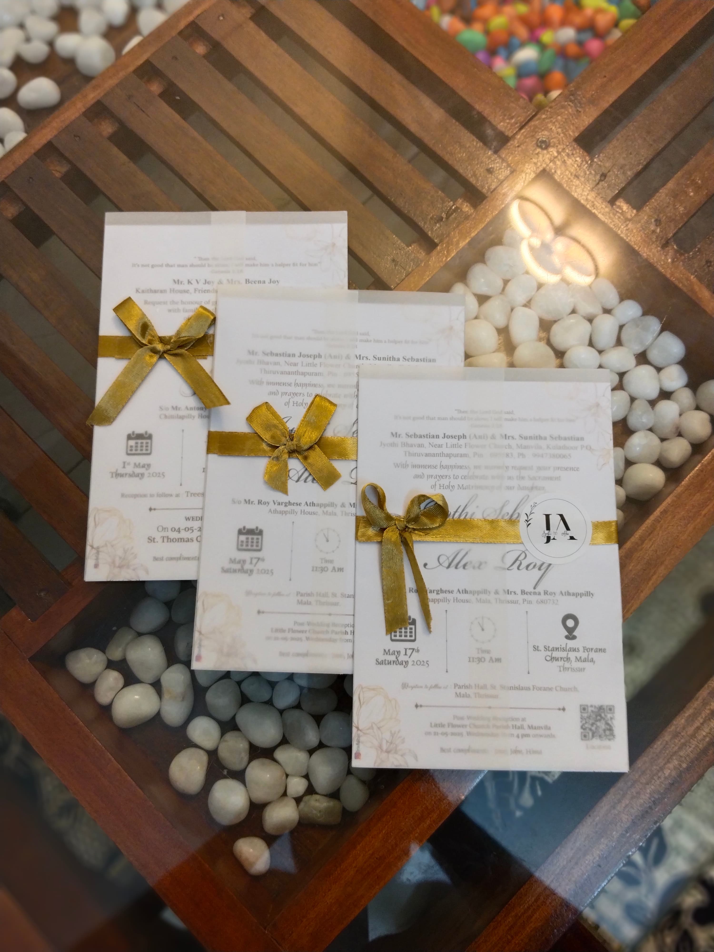 Gold tag